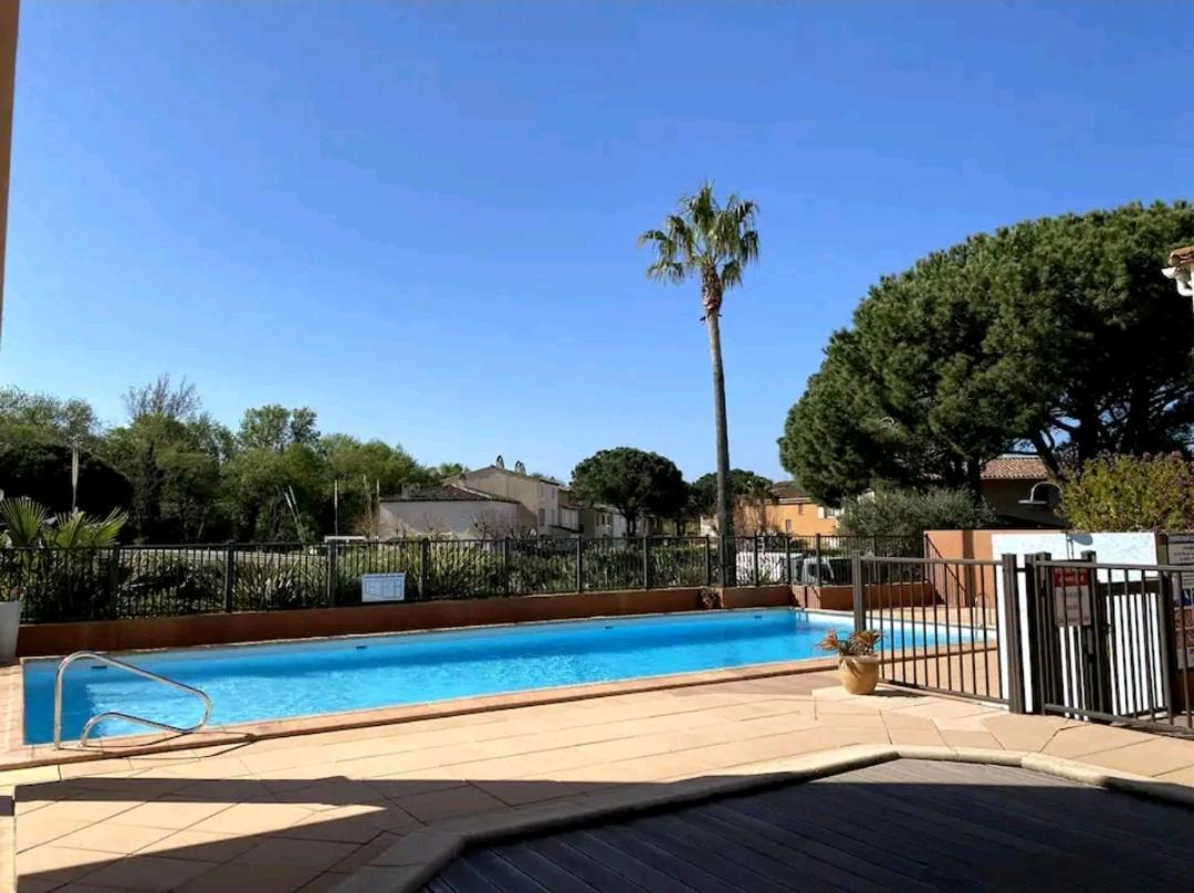 T2 Au Coeur Du Golfe De Saint Tropez Apartment Cogolin Luaran gambar